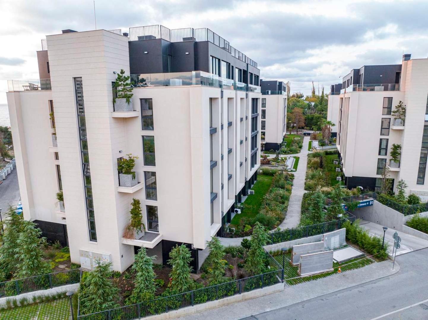 Sea Flats With Parking And Pool In Azur Residence St. Konstantin og Helena Eksteriør bilde